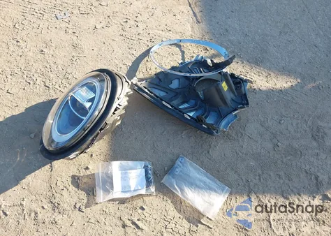 2020 Mini Cooper z USA, uszkodzony, nr VIN WMWXR3C03L2L87540